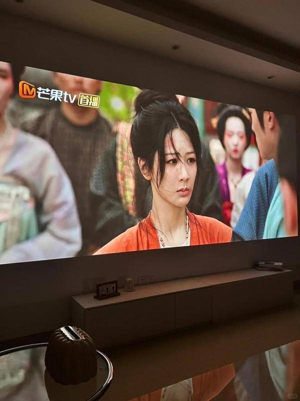 性价比最高！当贝X5S Pro市场成绩斐然麻将胡了2试玩2025年5000元投影仪(图3)