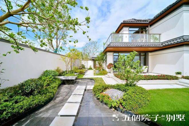 房_楼盘详情-2025最新房价-户型图(上海房天下)售楼处电话_预约看房麻将胡了电子游戏五个院子的别墅(上海)售楼处电话_五个院子的别墅预约看(图3)